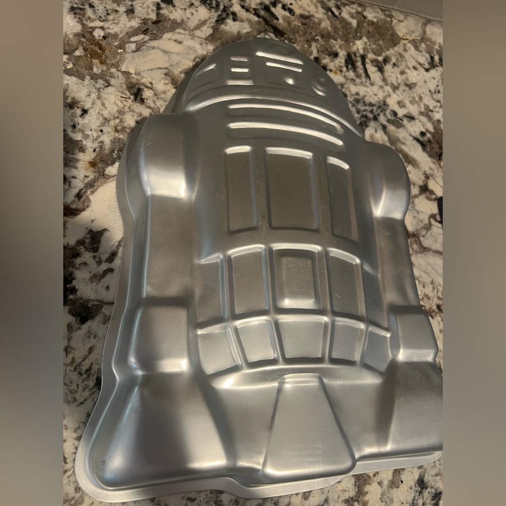 Vintage Star Wars R2-D2 Cake Pan Mold Wilton - Picture 2 of 6